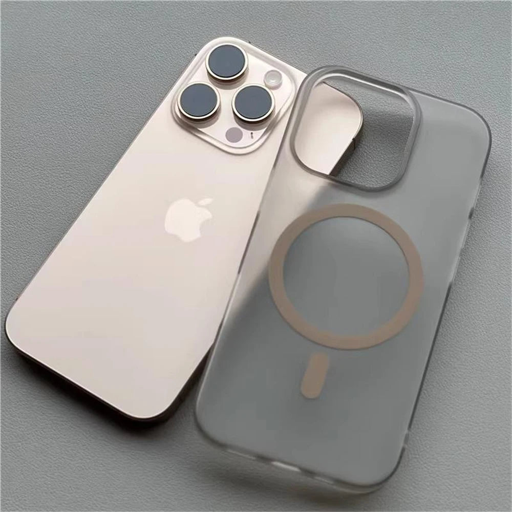 1,0 mm Ultradünne, Matte, Translucente PC-Hülle für iPhone mit Magsafe