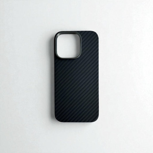 Genuine Carbon Case – Ultra-thin MagSafe cover made of aramid fiber for iPhone 14-16 Pro / Pro Max